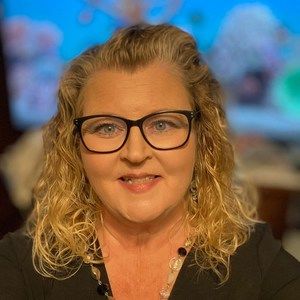 Meet your Posher, Denise